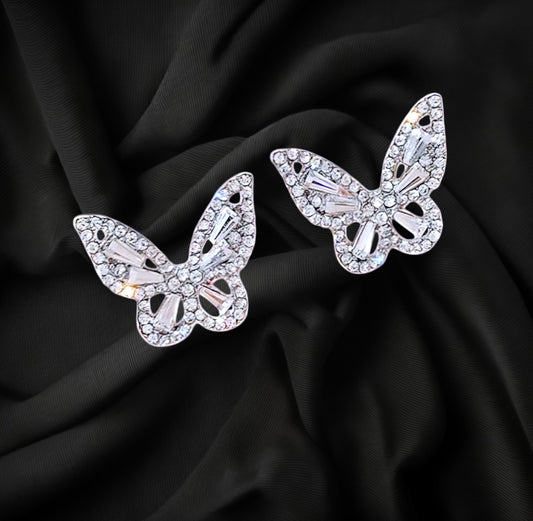 Pendientes de plata con forma de mariposa y hada