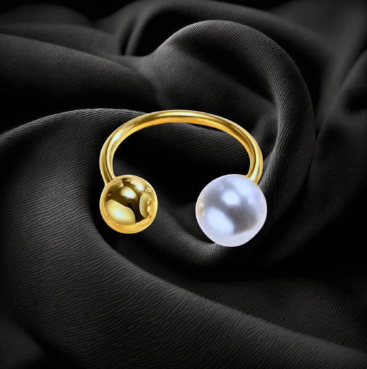 Gold Pearl Ring